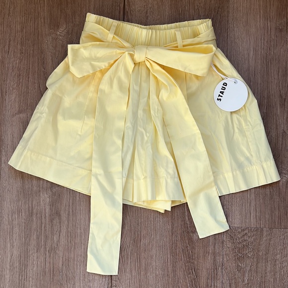 NWT Staud Women’s Yellow High-Rise Belted Shorts Size 0 - Picture 8 of 16